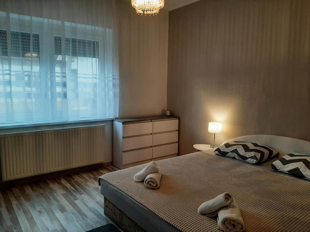 דירות קסזטלי Apartman Harmony מראה חיצוני תמונה